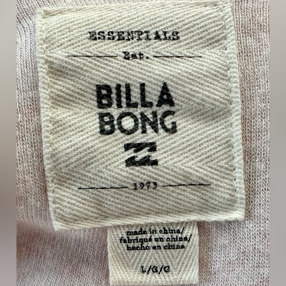 DESIGNED BY BILLABONG!!!! Great Condition Long-sleeve Pink Very Comfy Top - Picture 3 of 5